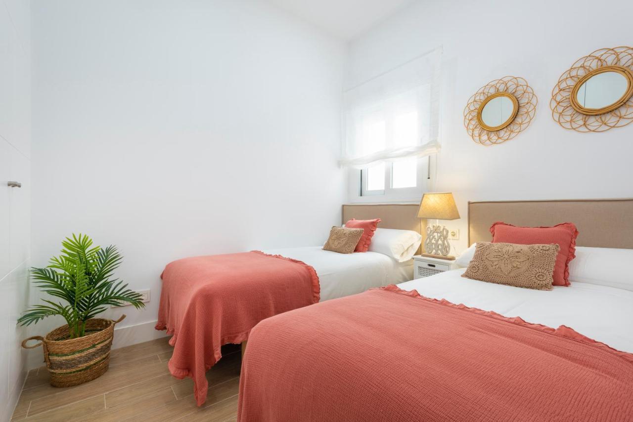 Genteel Home Juan Rabadan Севиля Екстериор снимка